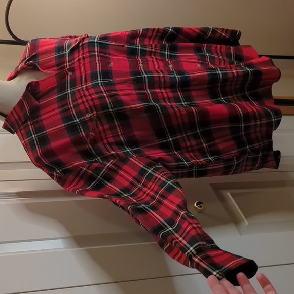 Old Navy The Boyfriend Shirt - Picture 3 of 9